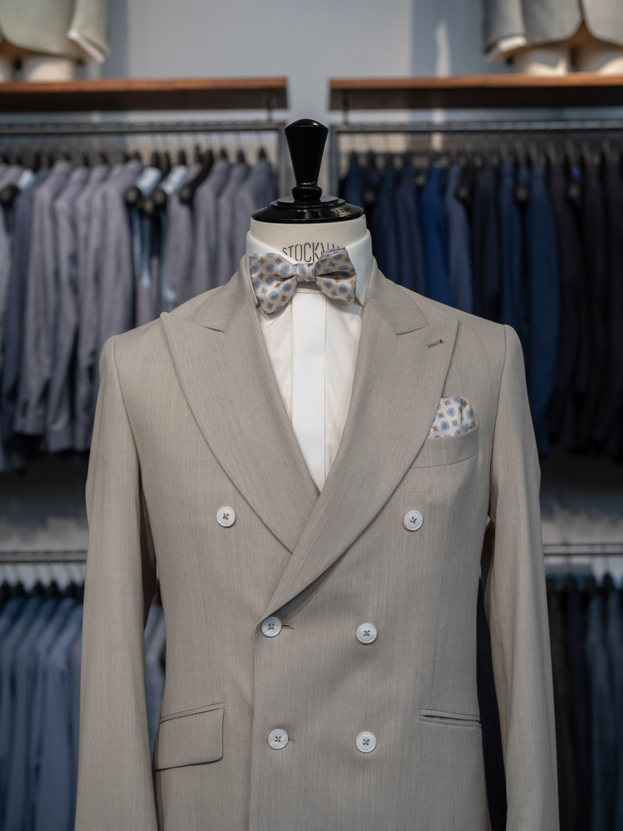 Hochzeitsanzug beige Heinrich und Heino